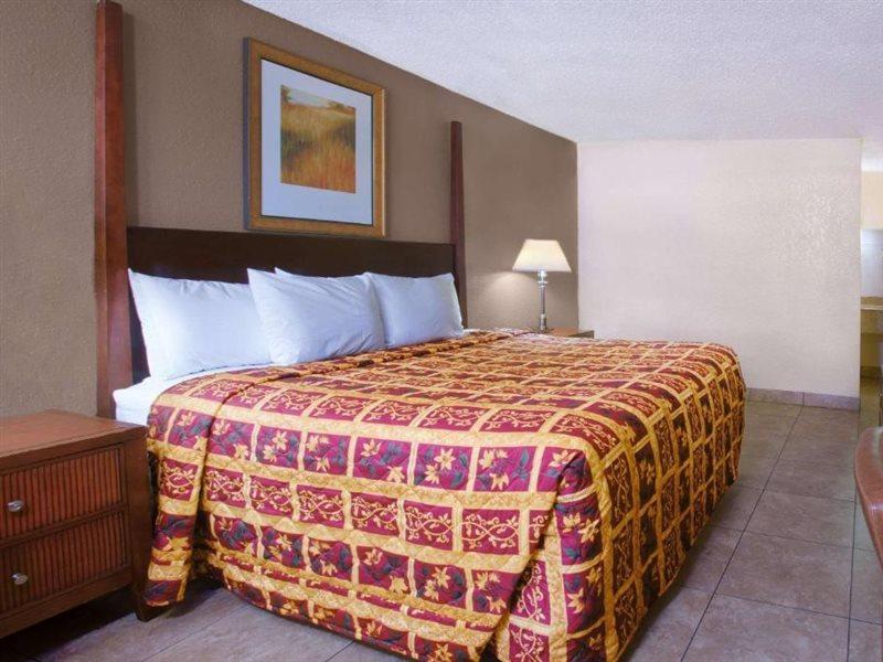 Knights Inn Orlando Oak Ridge Esterno foto